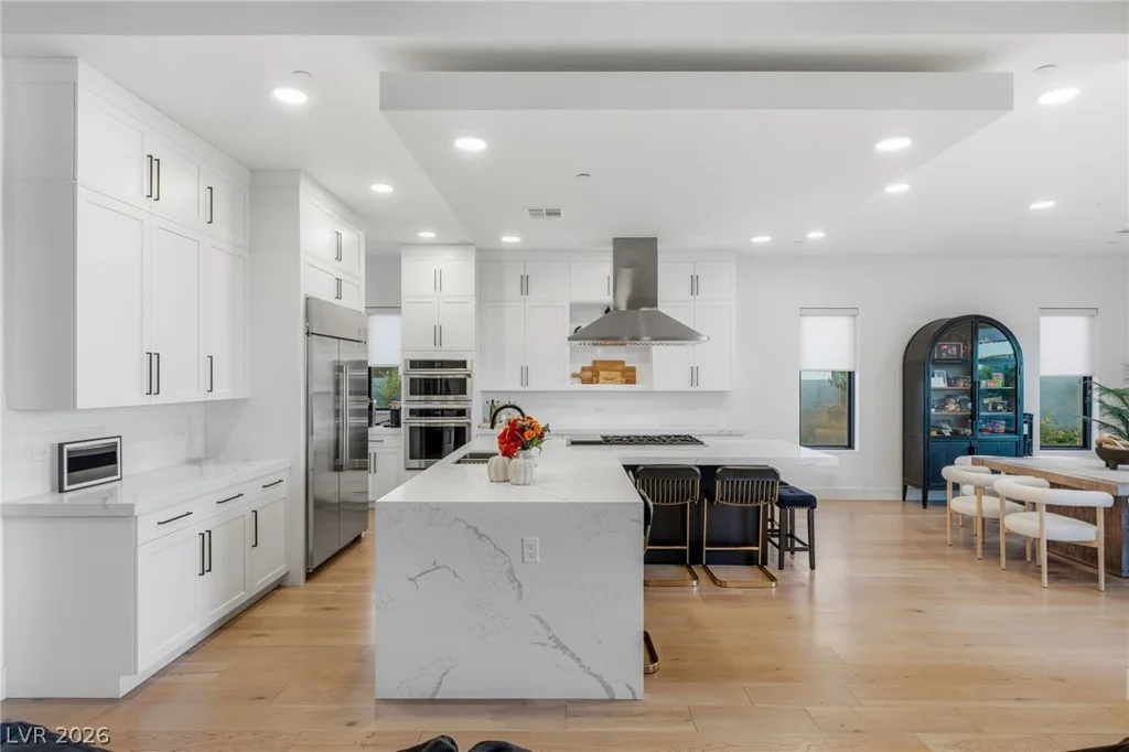 412 Cliff Terrace, Las Vegas, NV 89138