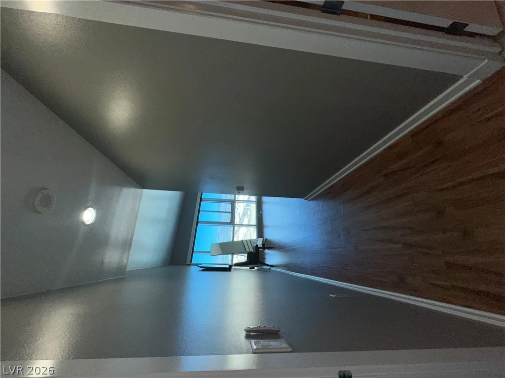4575 Dean Martin, Las Vegas, NV 89103
