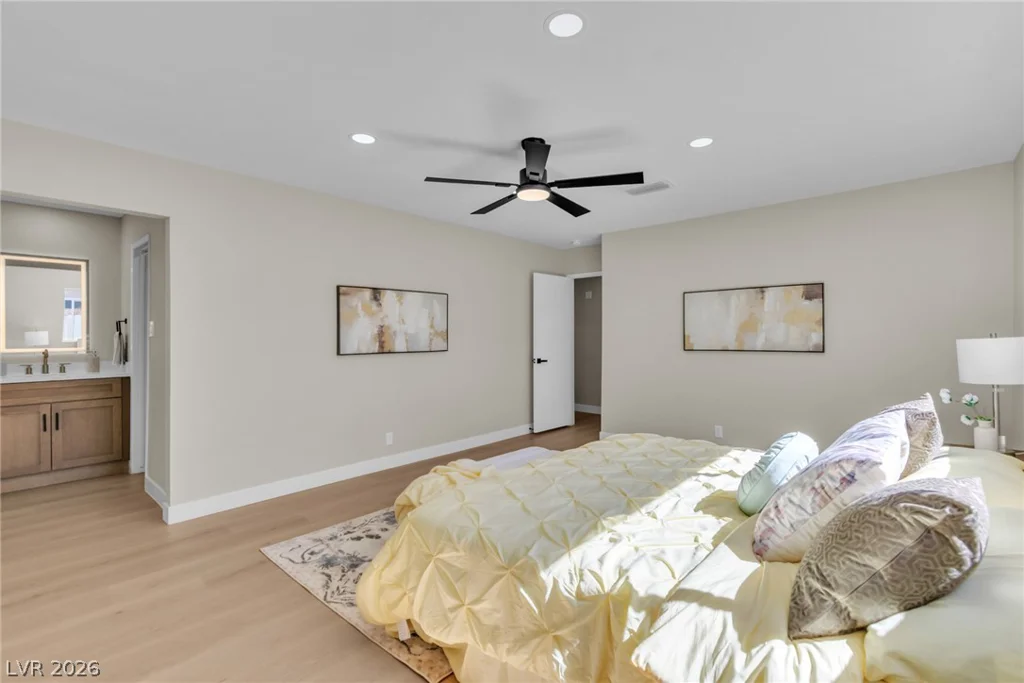324 Lakehurst, Las Vegas, NV 89145