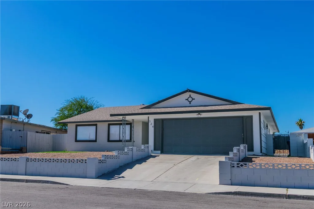 324 Lakehurst, Las Vegas, NV 89145
