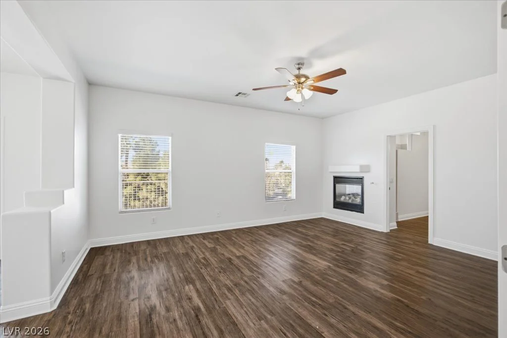 2884 Gables Vale, Las Vegas, NV 89121