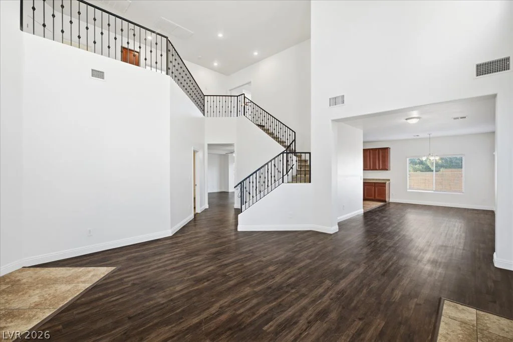2884 Gables Vale, Las Vegas, NV 89121
