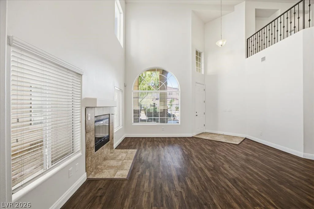 2884 Gables Vale, Las Vegas, NV 89121