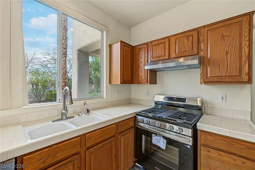 2988 Scenic Valley, Henderson, NV 89052