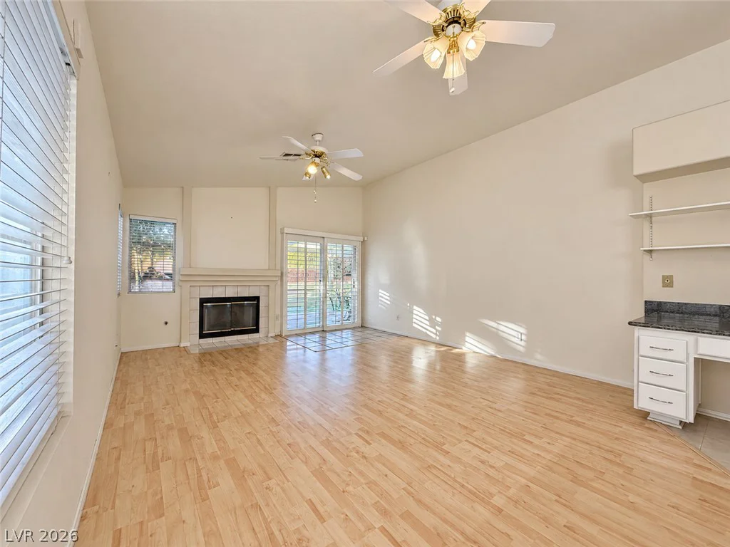 1313 Feather Glen, Las Vegas, NV 89117