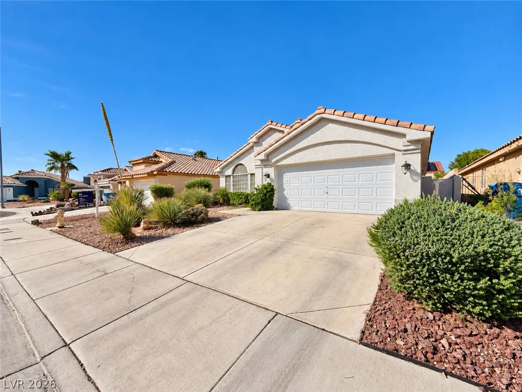 1313 Feather Glen, Las Vegas, NV 89117