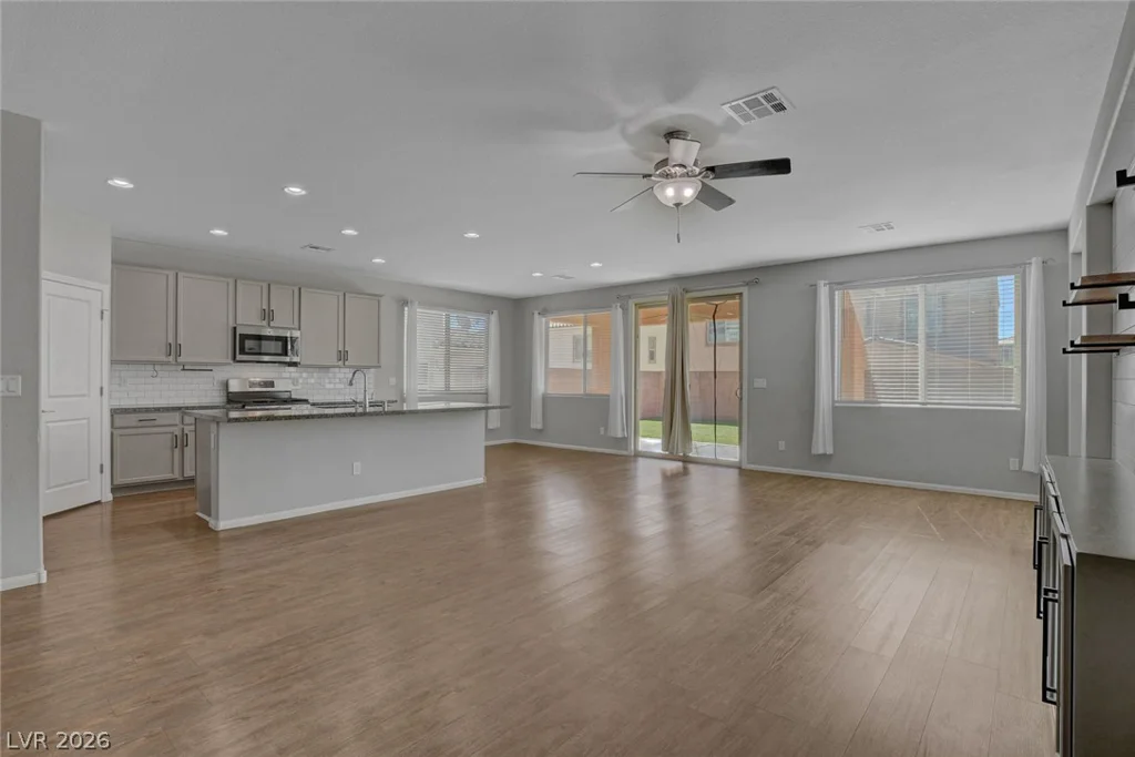 817 Great Sky, North Las Vegas, NV 89084
