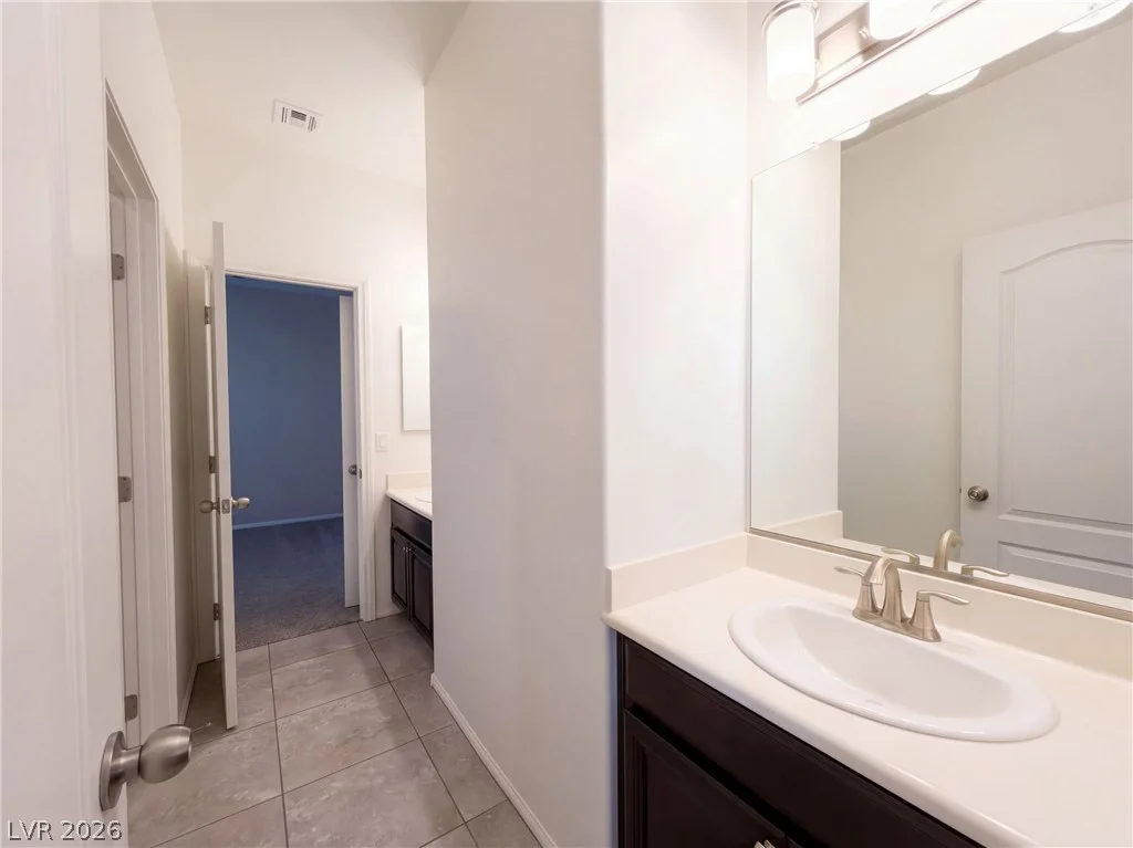 10852 Grey Seal Bay, Las Vegas, NV 89179