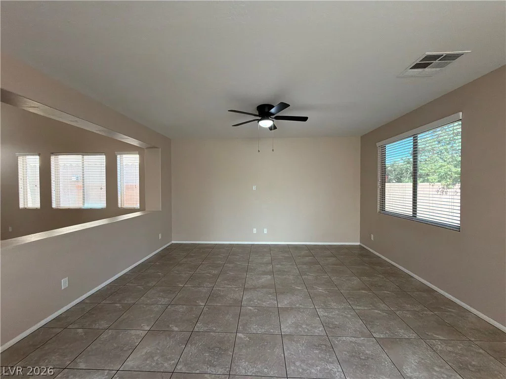 10852 Grey Seal Bay, Las Vegas, NV 89179