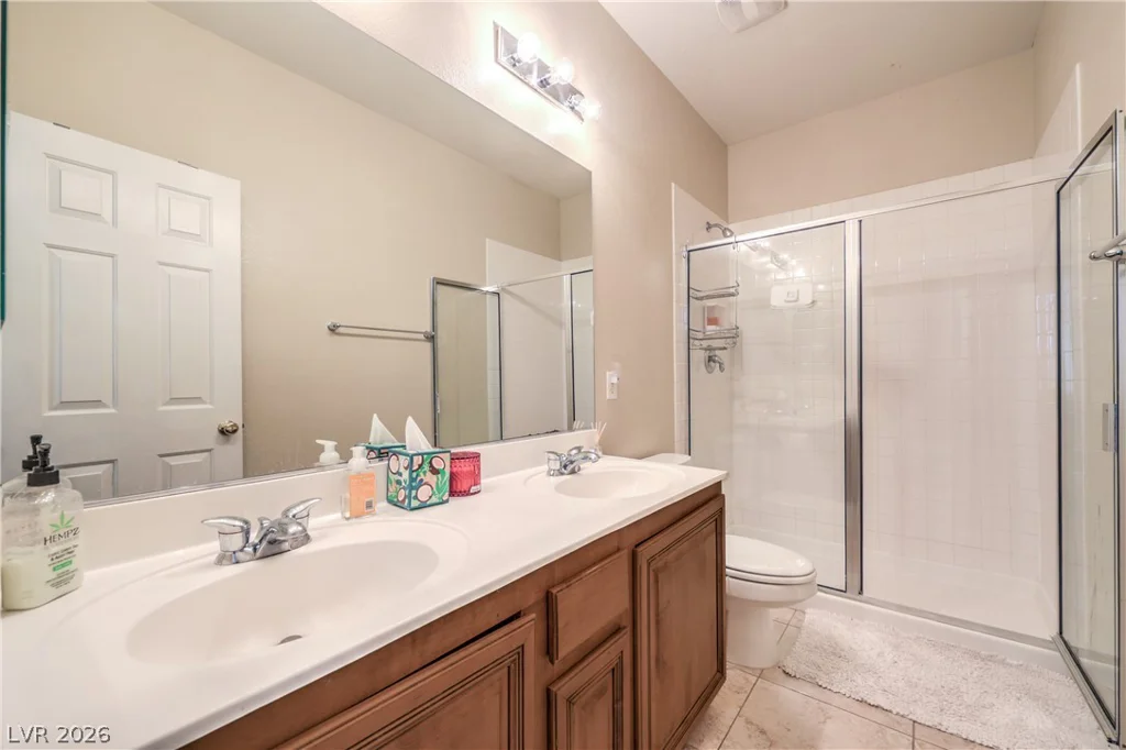 985 Sparkling Light, Henderson, NV 89052