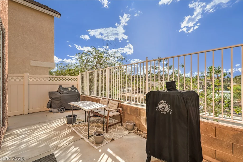 985 Sparkling Light, Henderson, NV 89052