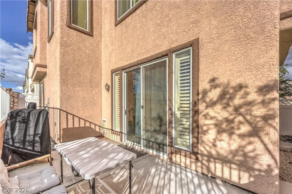 985 Sparkling Light, Henderson, NV 89052