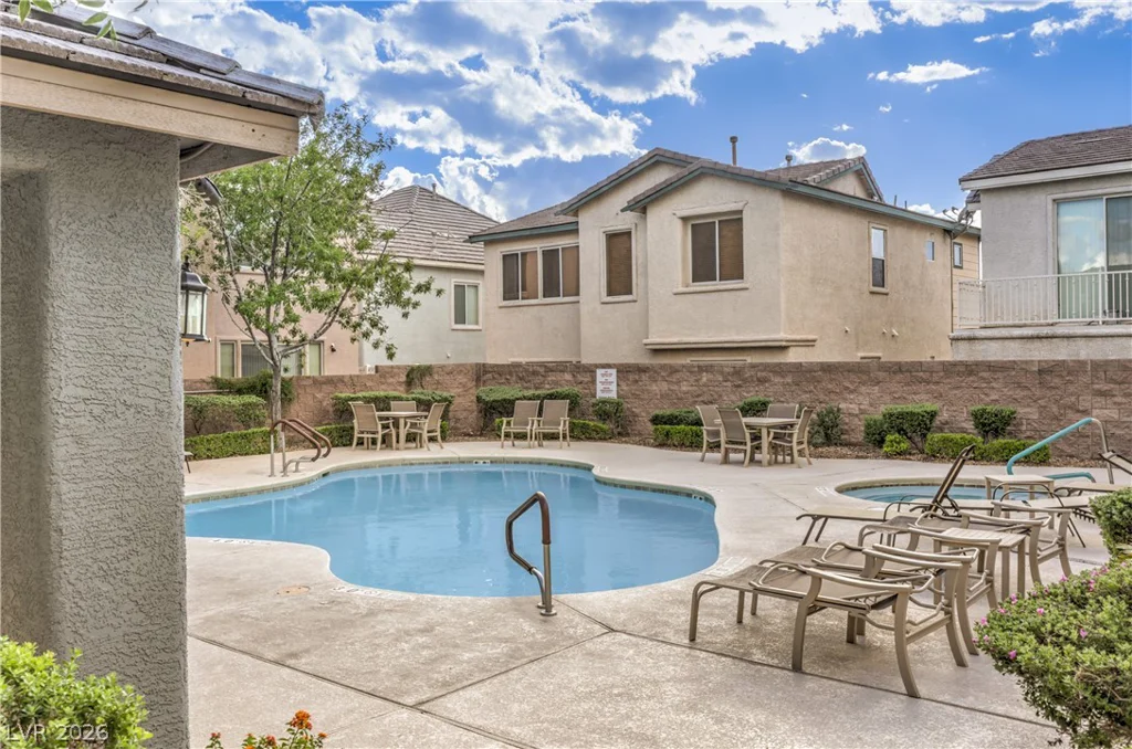 985 Sparkling Light, Henderson, NV 89052