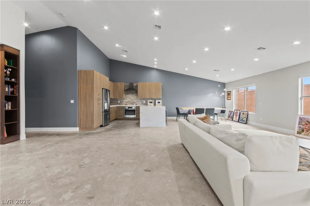 7763 Top Hat, Las Vegas, NV 89113