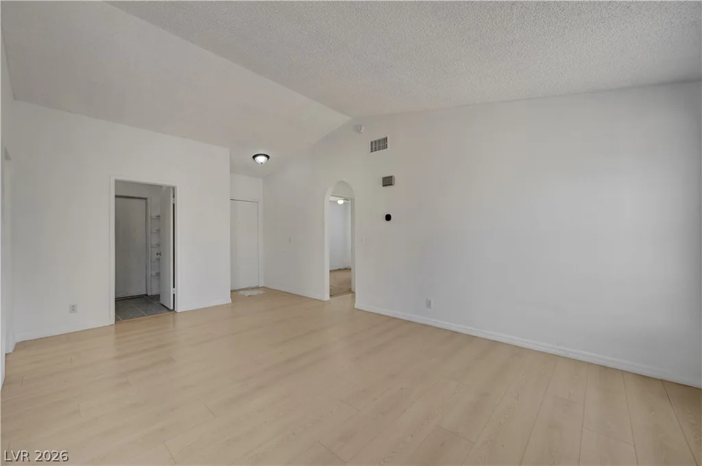 2173 Seahurst, Las Vegas, NV 89142
