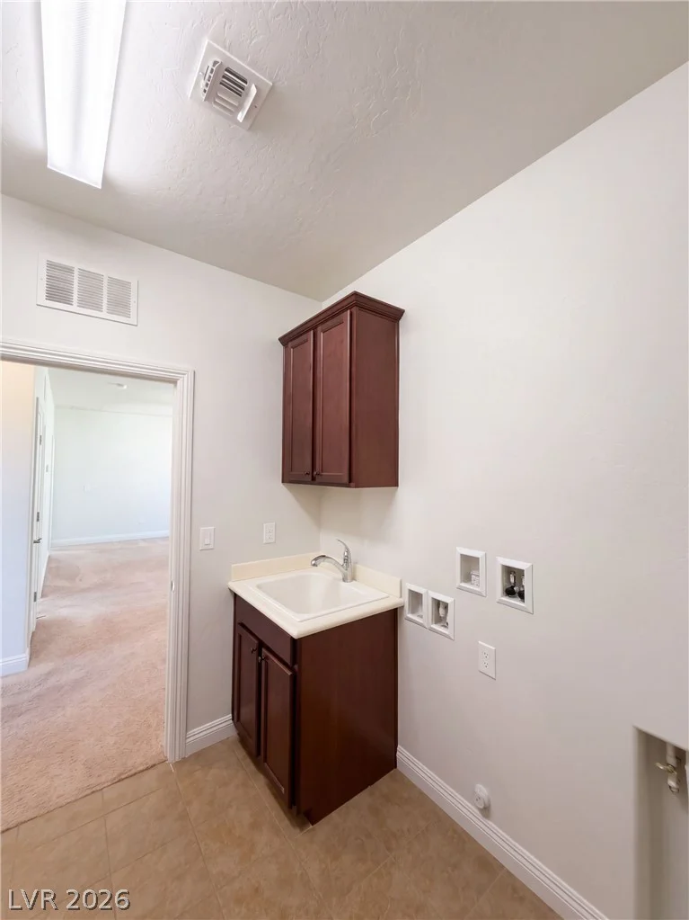 31 Berneri, Las Vegas, NV 89138