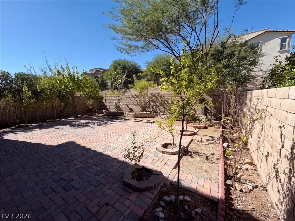 31 Berneri, Las Vegas, NV 89138
