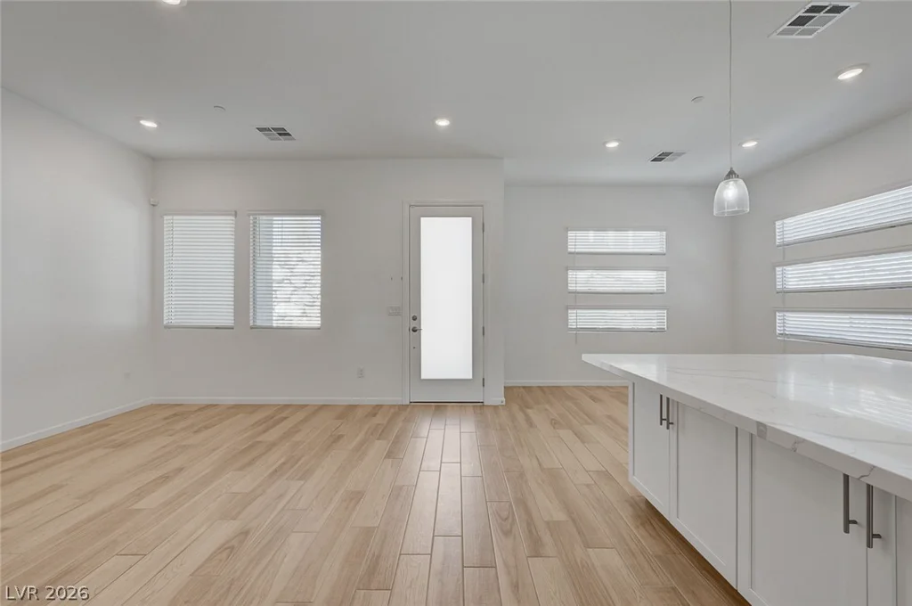 913 Allister Fields, Las Vegas, NV 89138