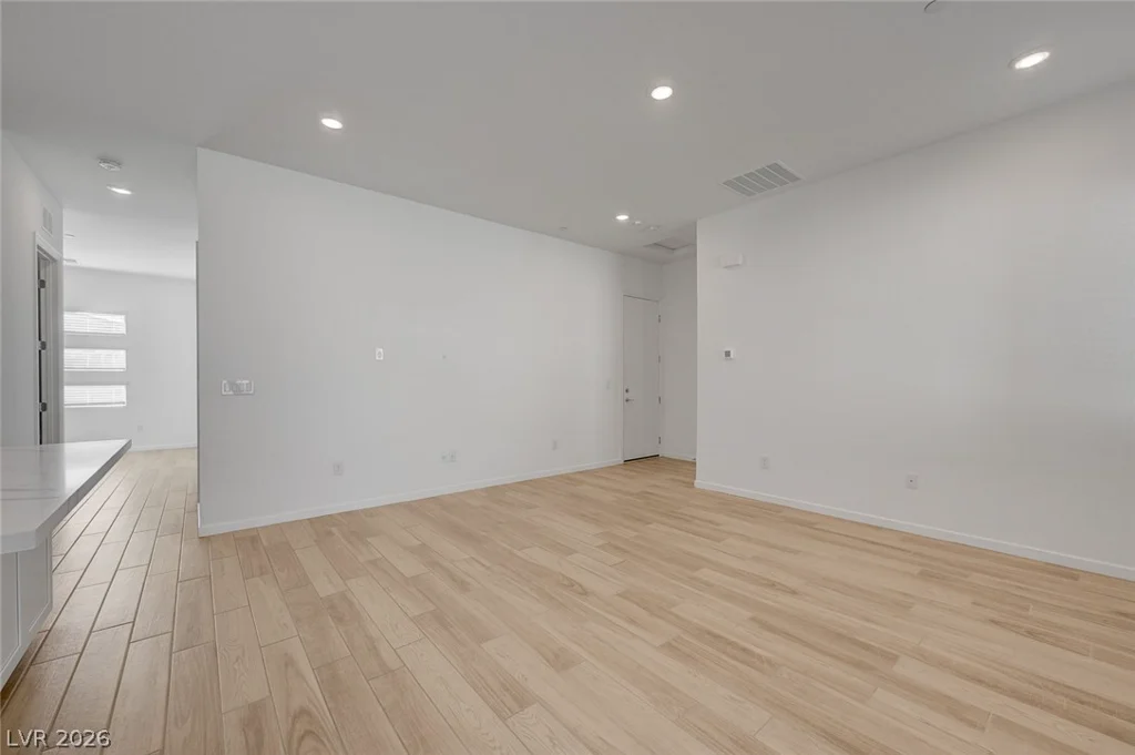 913 Allister Fields, Las Vegas, NV 89138