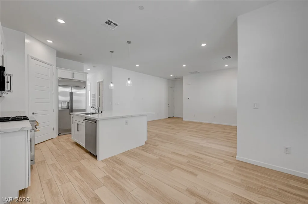 913 Allister Fields, Las Vegas, NV 89138