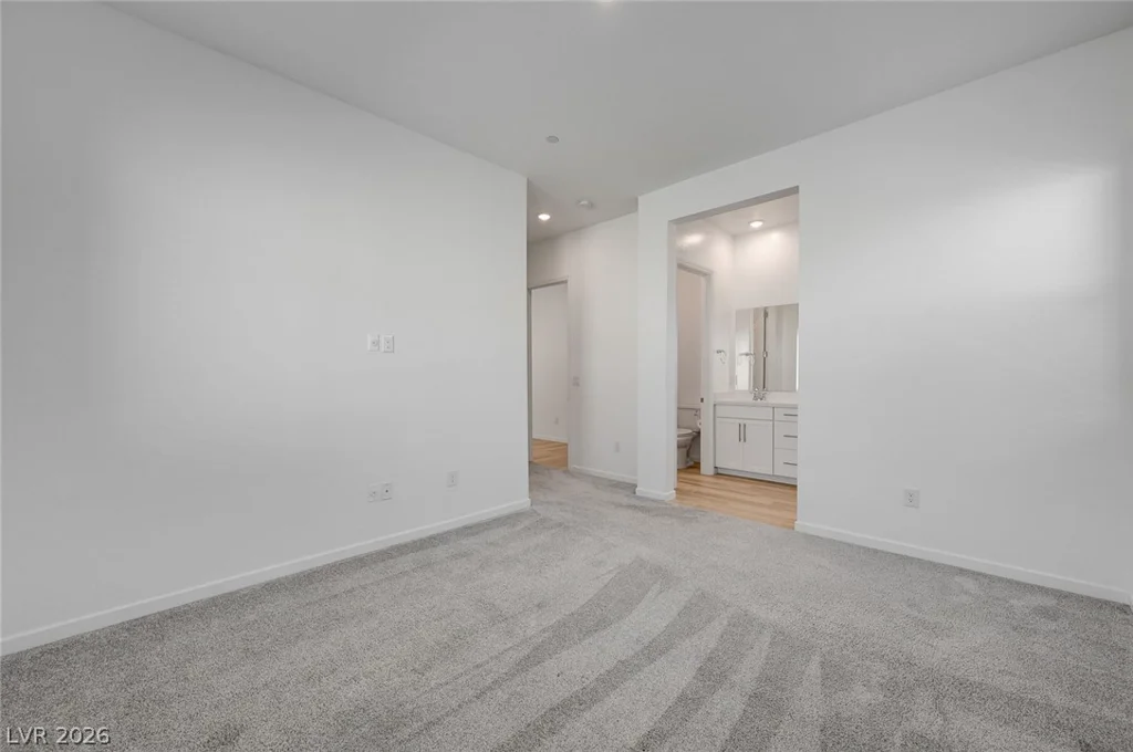913 Allister Fields, Las Vegas, NV 89138
