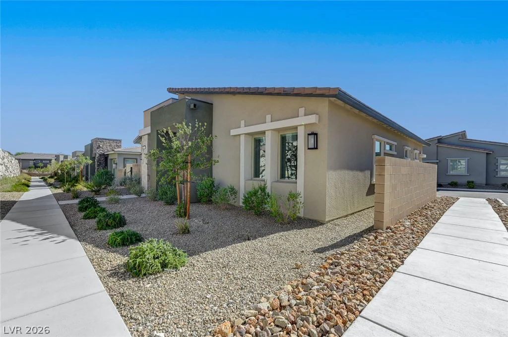 913 Allister Fields, Las Vegas, NV 89138