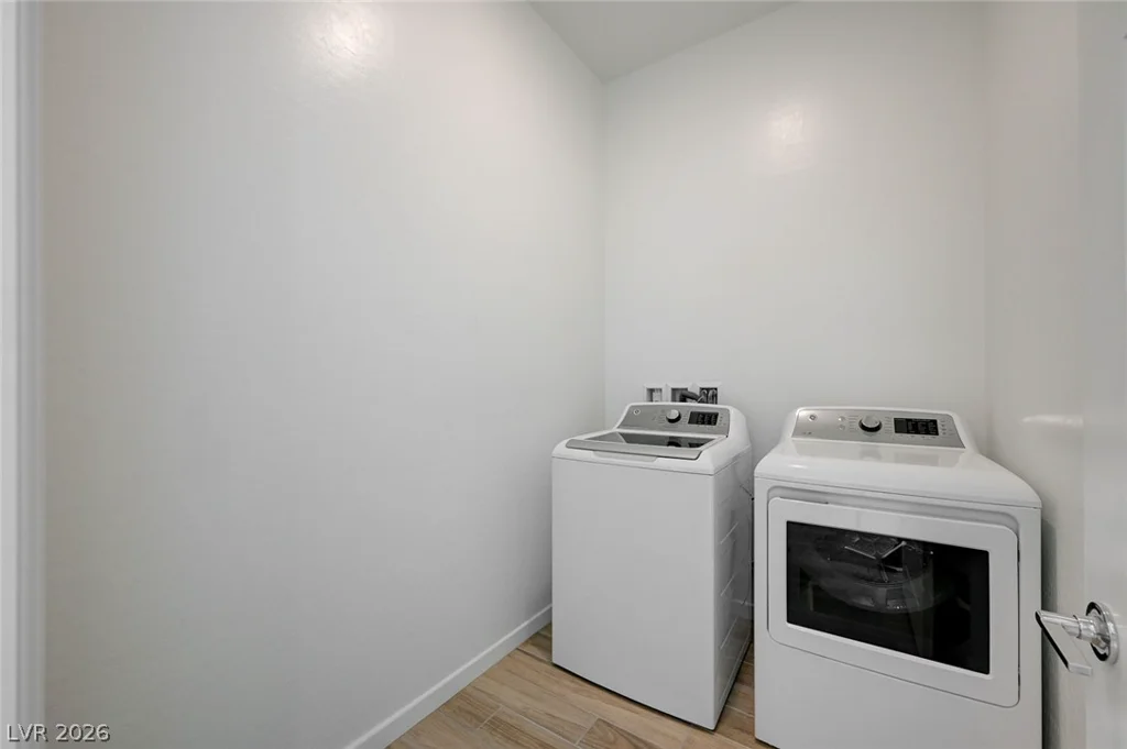 913 Allister Fields, Las Vegas, NV 89138