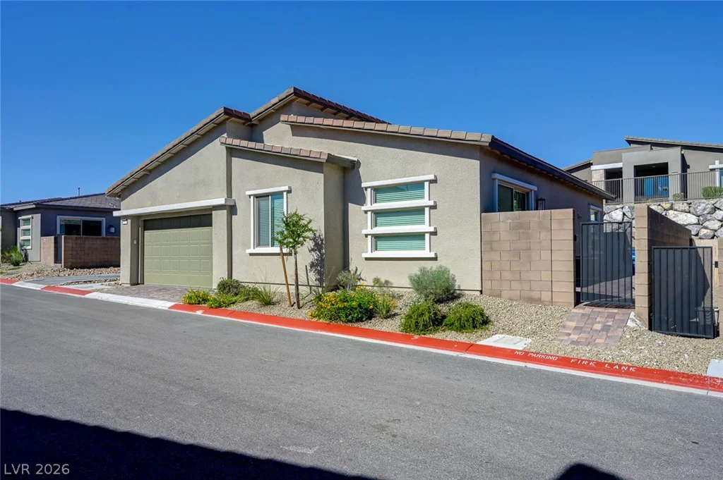 913 Allister Fields, Las Vegas, NV 89138