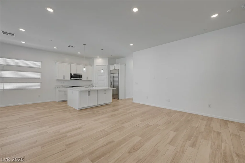 913 Allister Fields, Las Vegas, NV 89138
