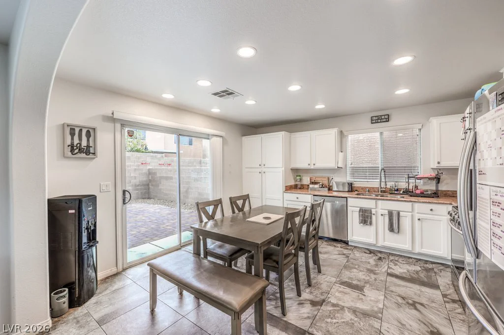 8938 Bonneville Peak, Las Vegas, NV 89148