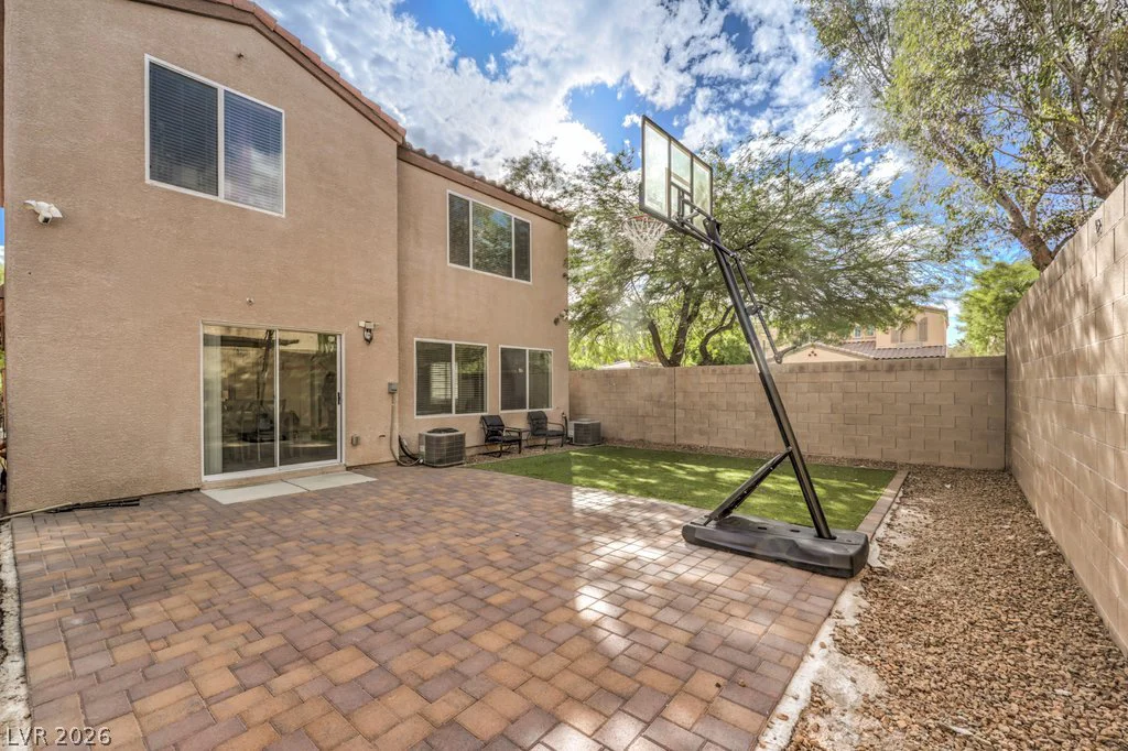 8938 Bonneville Peak, Las Vegas, NV 89148