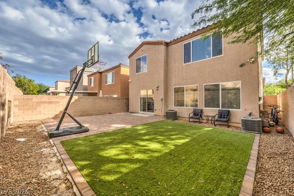 8938 Bonneville Peak, Las Vegas, NV 89148