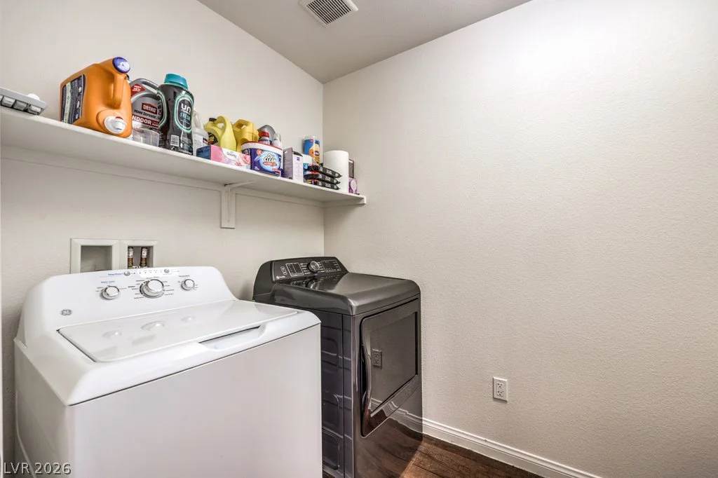 8938 Bonneville Peak, Las Vegas, NV 89148