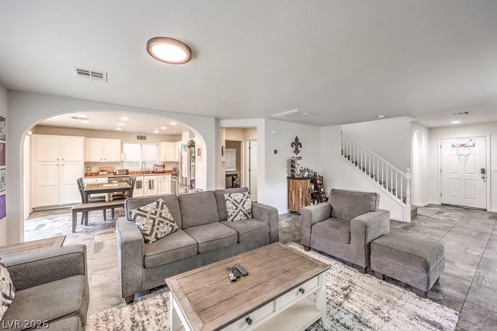 8938 Bonneville Peak, Las Vegas, NV 89148