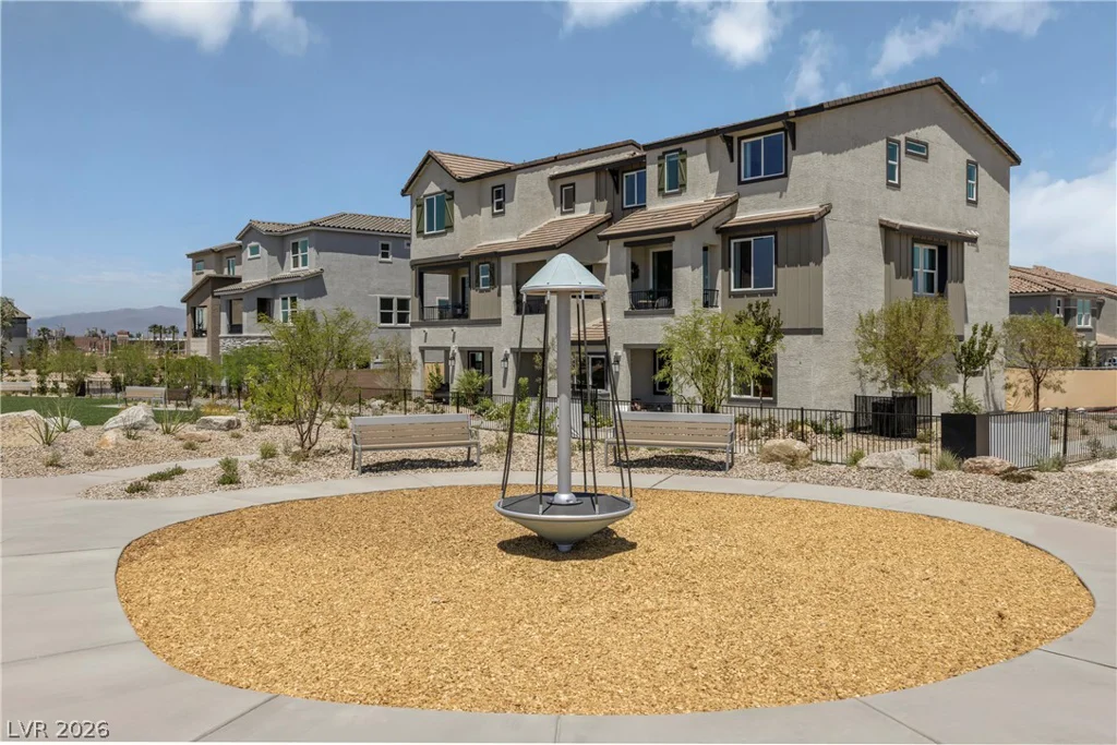 935 Ryton Pools, Henderson, NV 89014