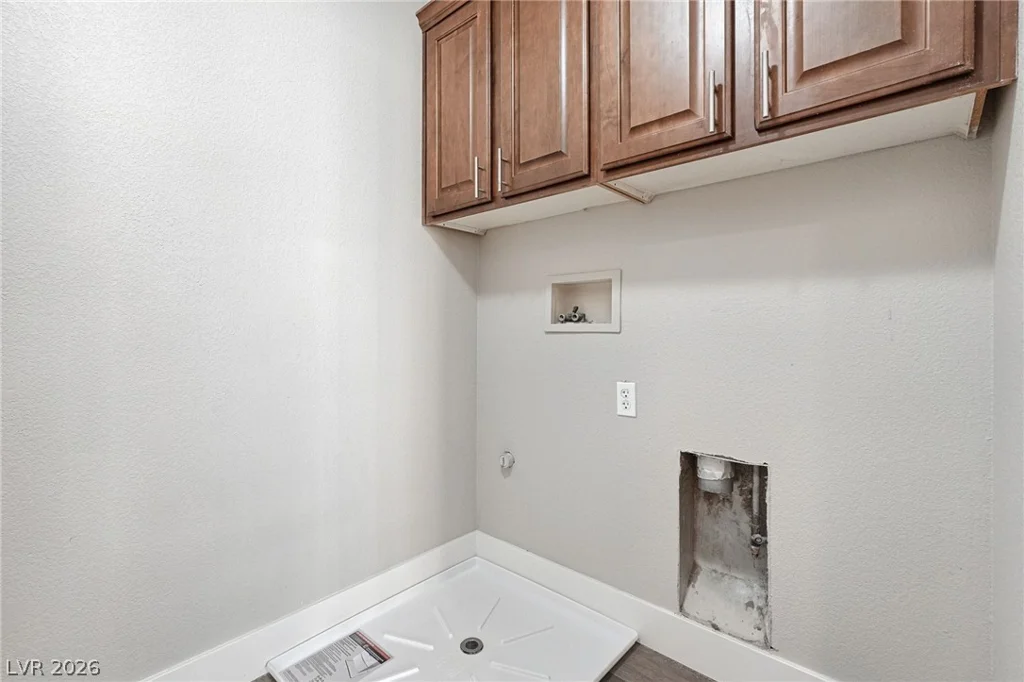 4934 Scholl Canyon, Las Vegas, NV 89131