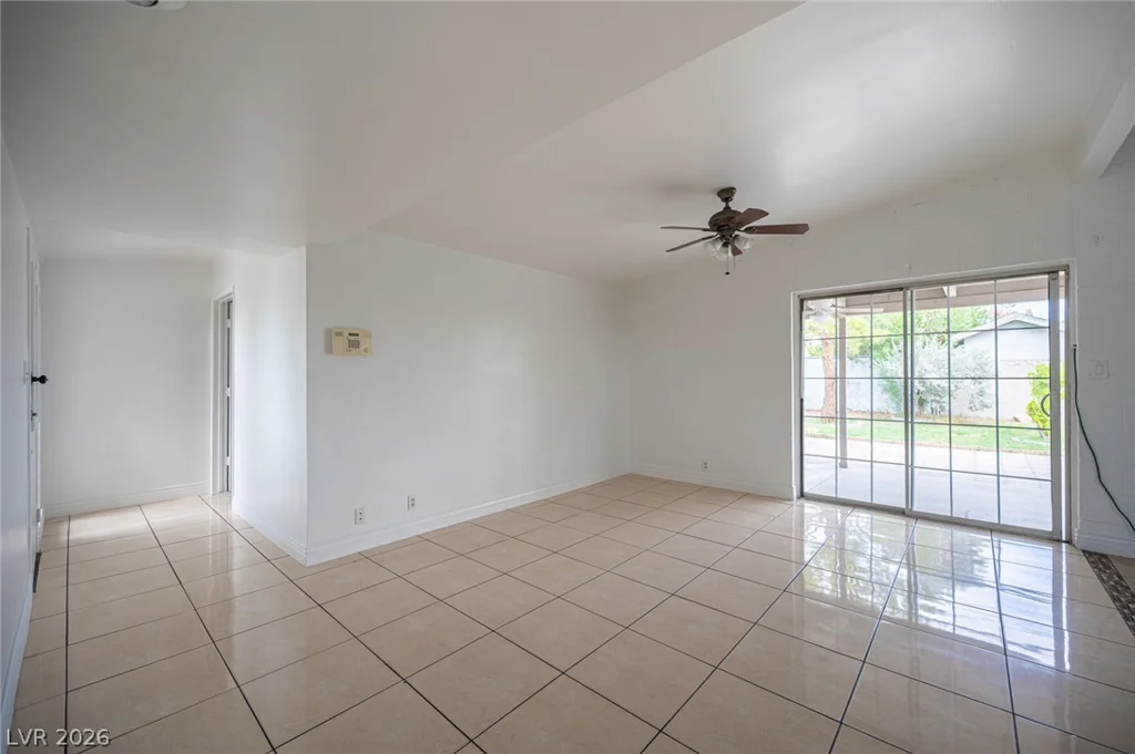 1956 Palora, Las Vegas, NV 89169