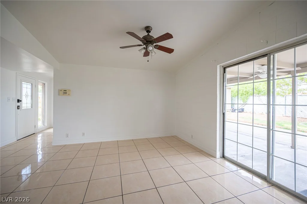 1956 Palora, Las Vegas, NV 89169
