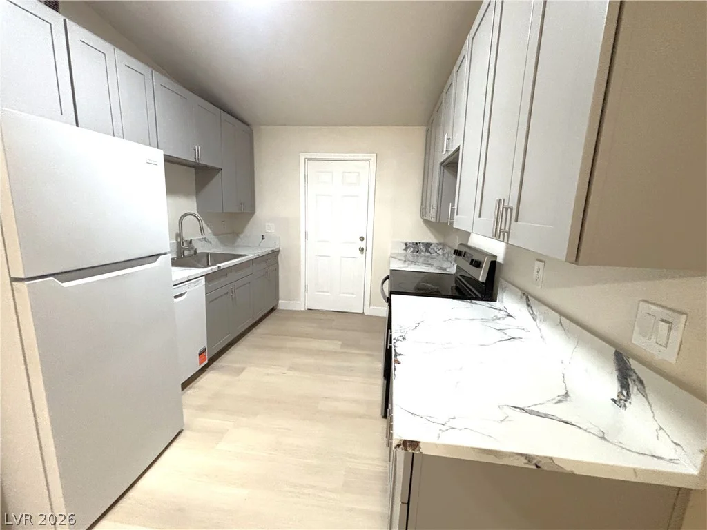 4267 Rollingstone, Las Vegas, NV 89103