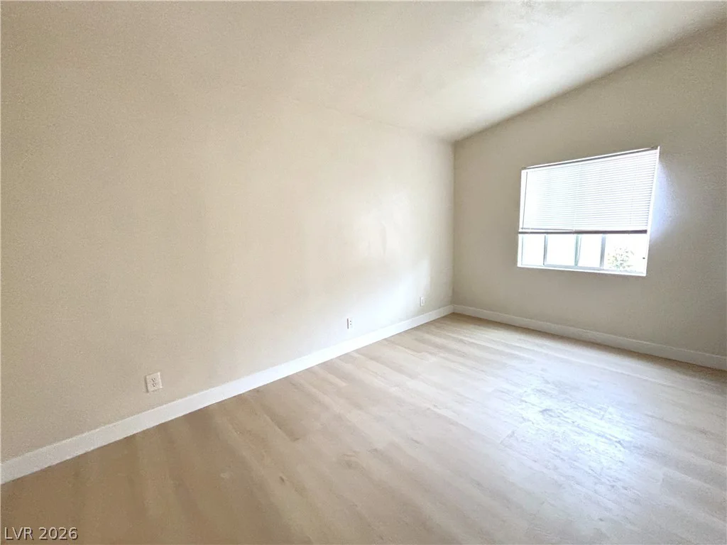 4267 Rollingstone, Las Vegas, NV 89103