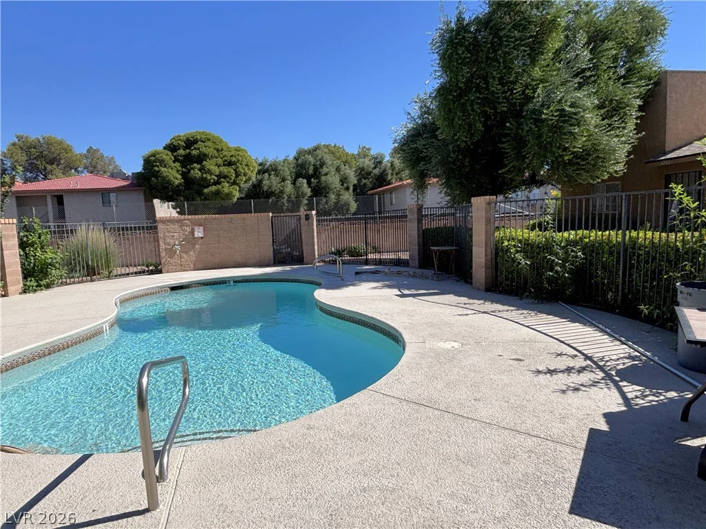 4267 Rollingstone, Las Vegas, NV 89103