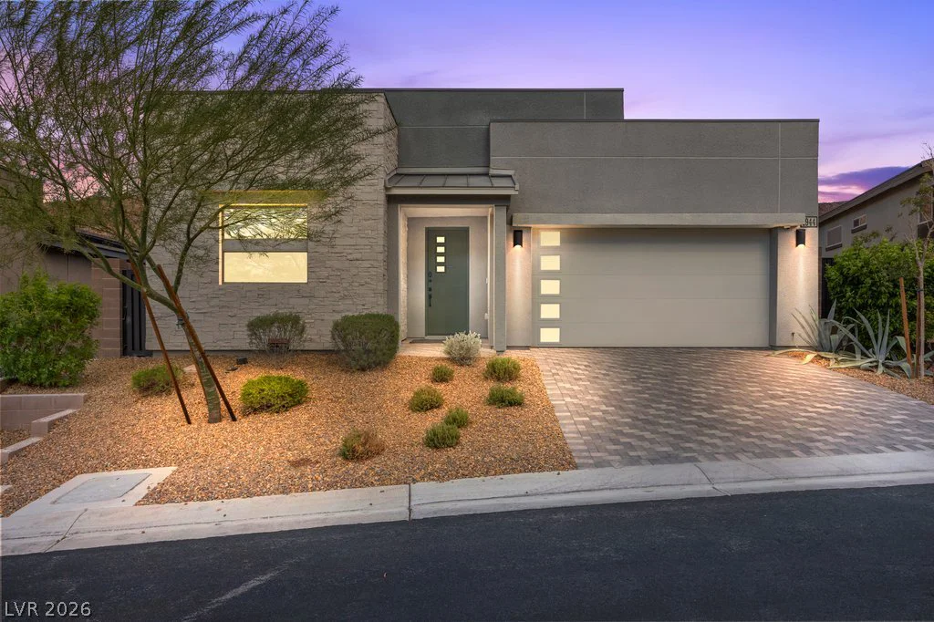 1944 Regal Bluff, Henderson, NV 89052