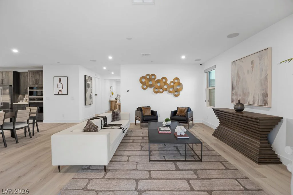1944 Regal Bluff, Henderson, NV 89052