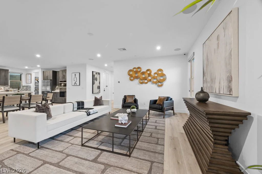 1944 Regal Bluff, Henderson, NV 89052