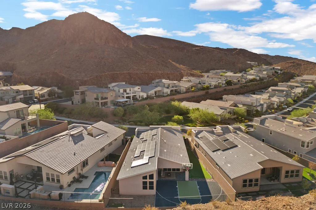 1944 Regal Bluff, Henderson, NV 89052