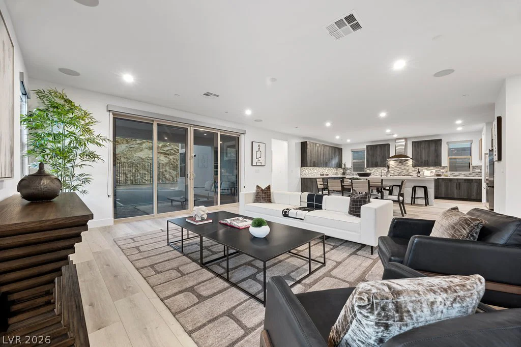 1944 Regal Bluff, Henderson, NV 89052