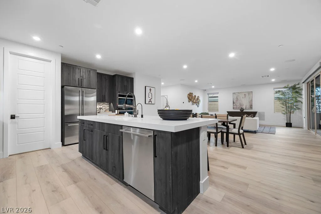 1944 Regal Bluff, Henderson, NV 89052