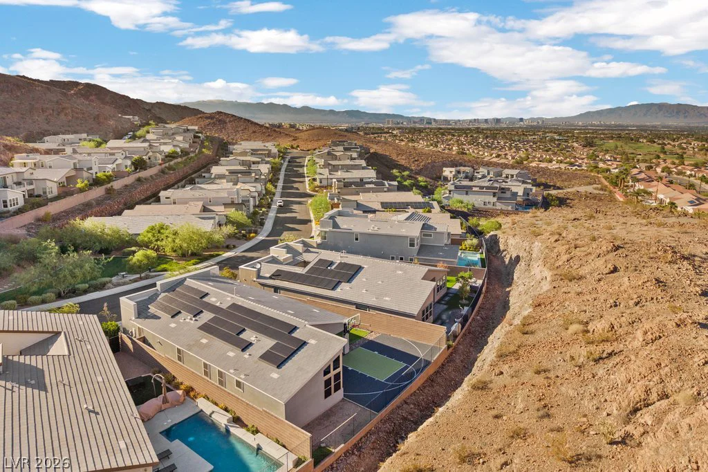 1944 Regal Bluff, Henderson, NV 89052