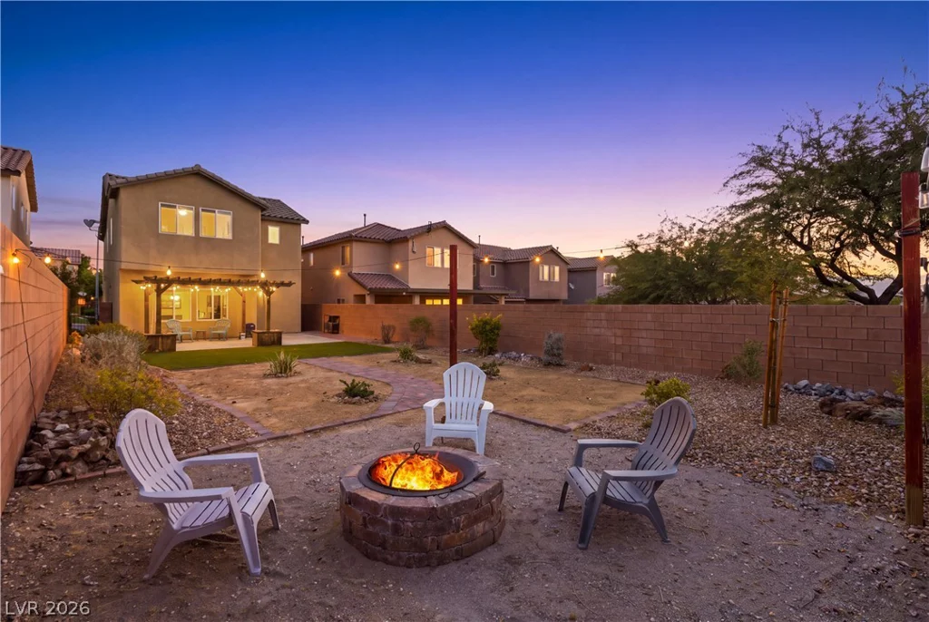 7453 Santo Domingo, Las Vegas, NV 89178