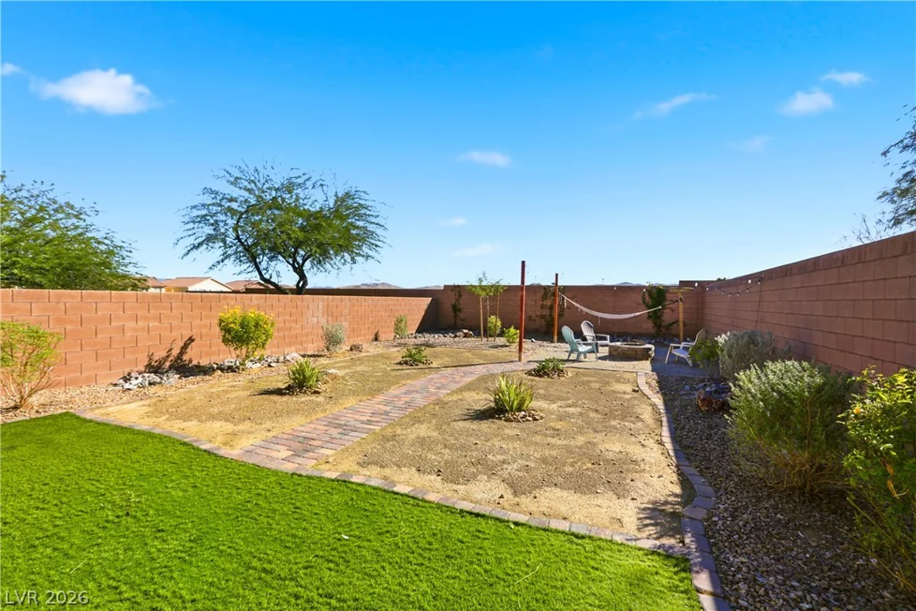 7453 Santo Domingo, Las Vegas, NV 89178